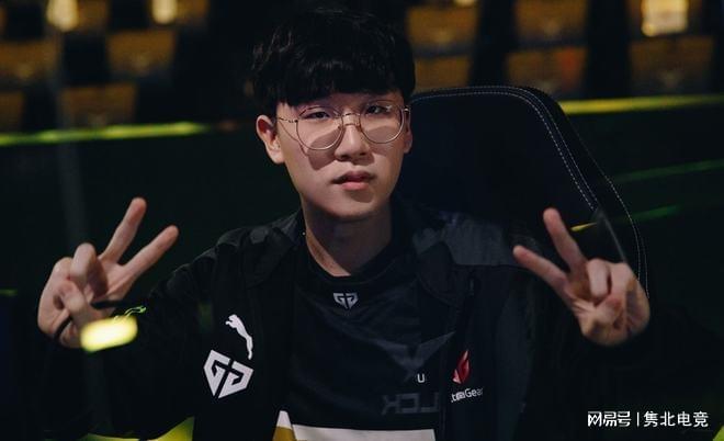 的低位脚步 的低位脚步