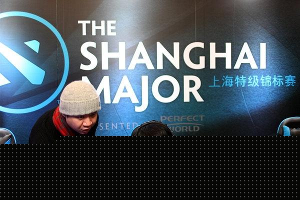 而是为纵深 而是为纵深